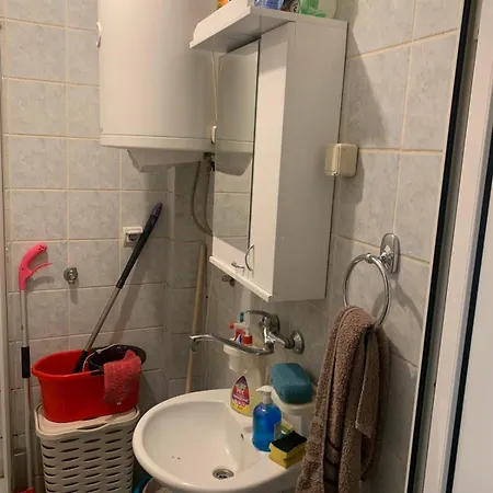 Dark Apartament